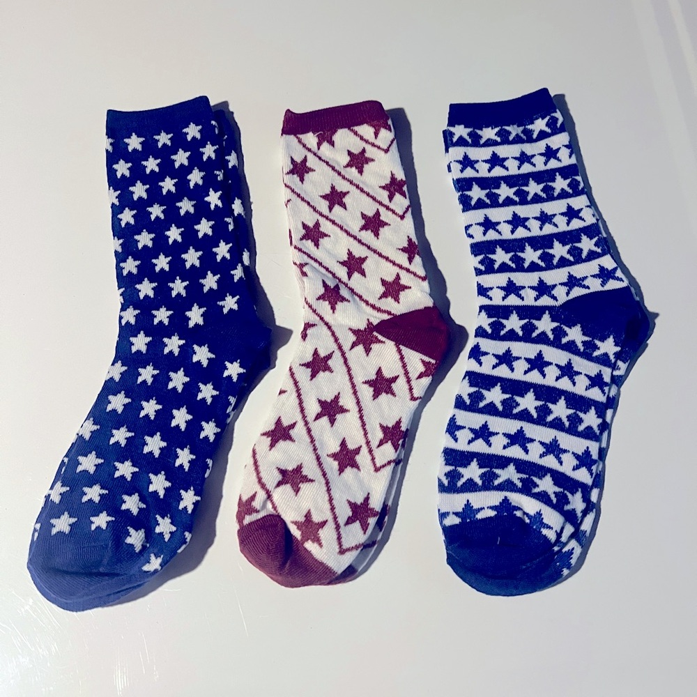 🌼 Patriotic Crew Socks